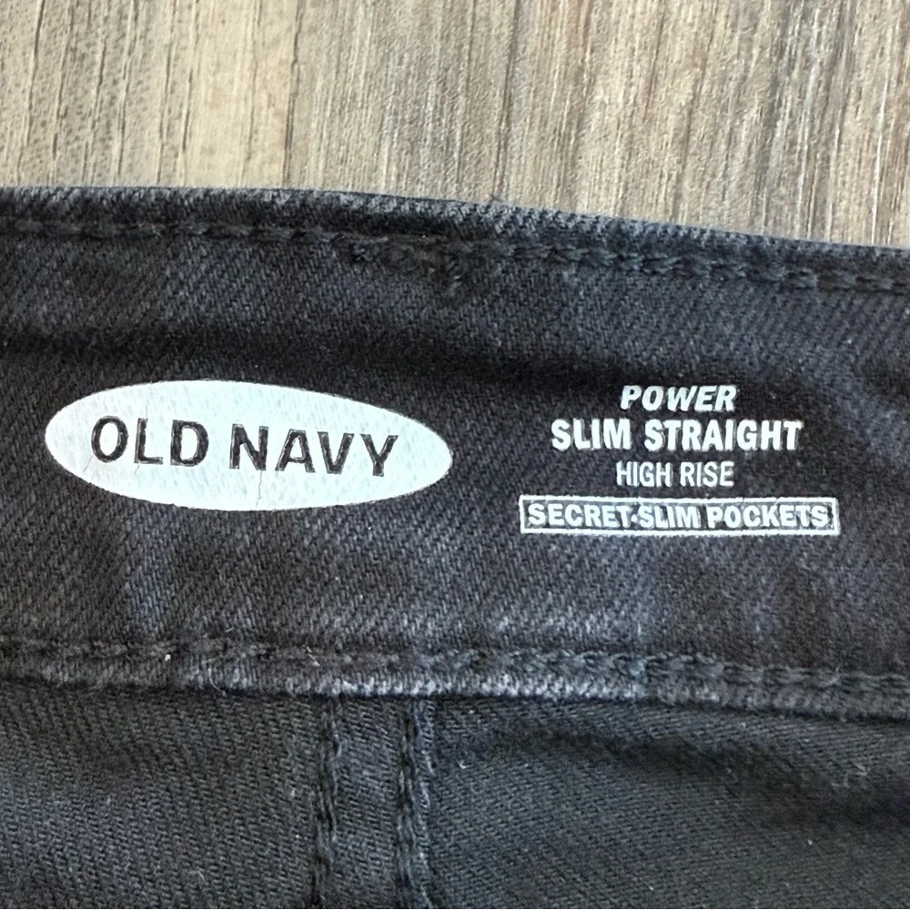 Old Navy Power Slim Straight High Rise Black Jeans Women’s Size 4